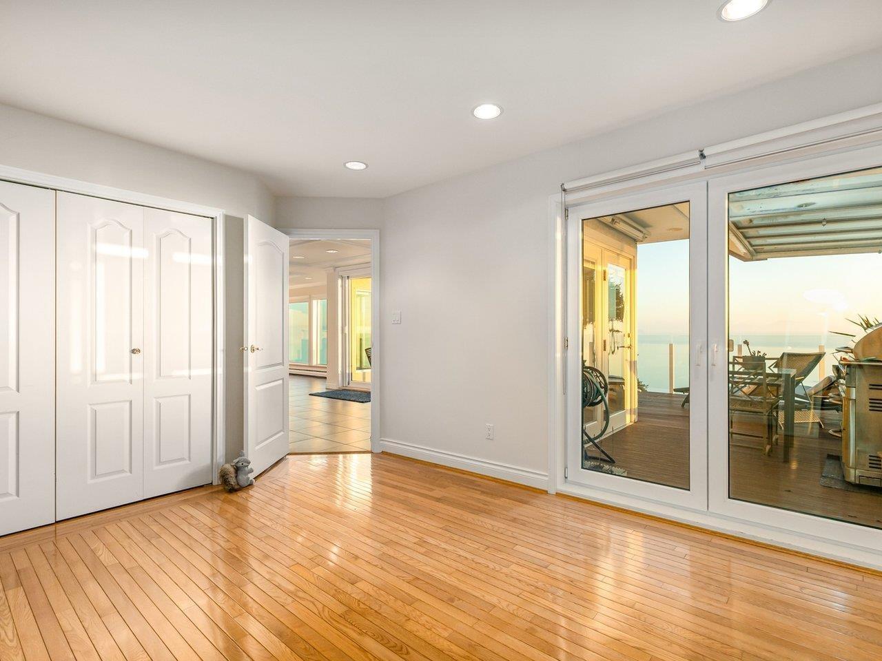 13158 13 Avenue Property Photo 18