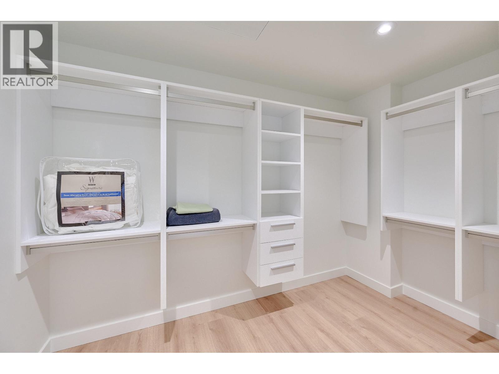 807 755 Harbourside Drive Property Photo 24