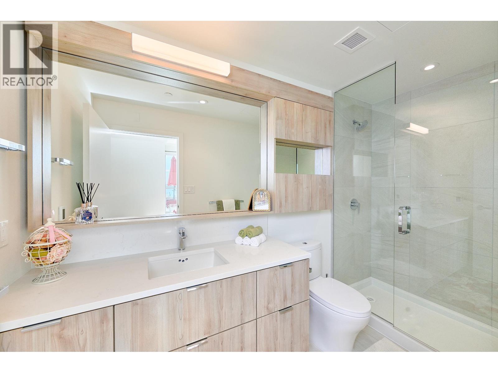 807 755 Harbourside Drive Property Photo 27