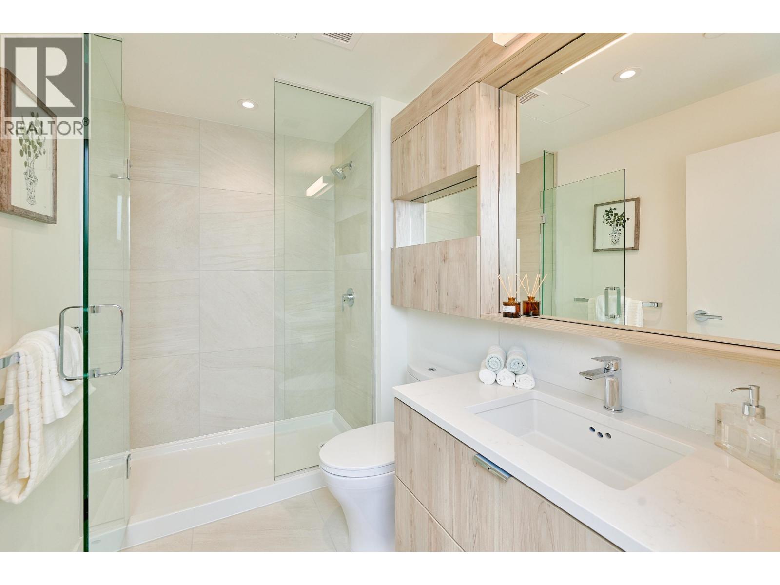 807 755 Harbourside Drive Property Photo 28