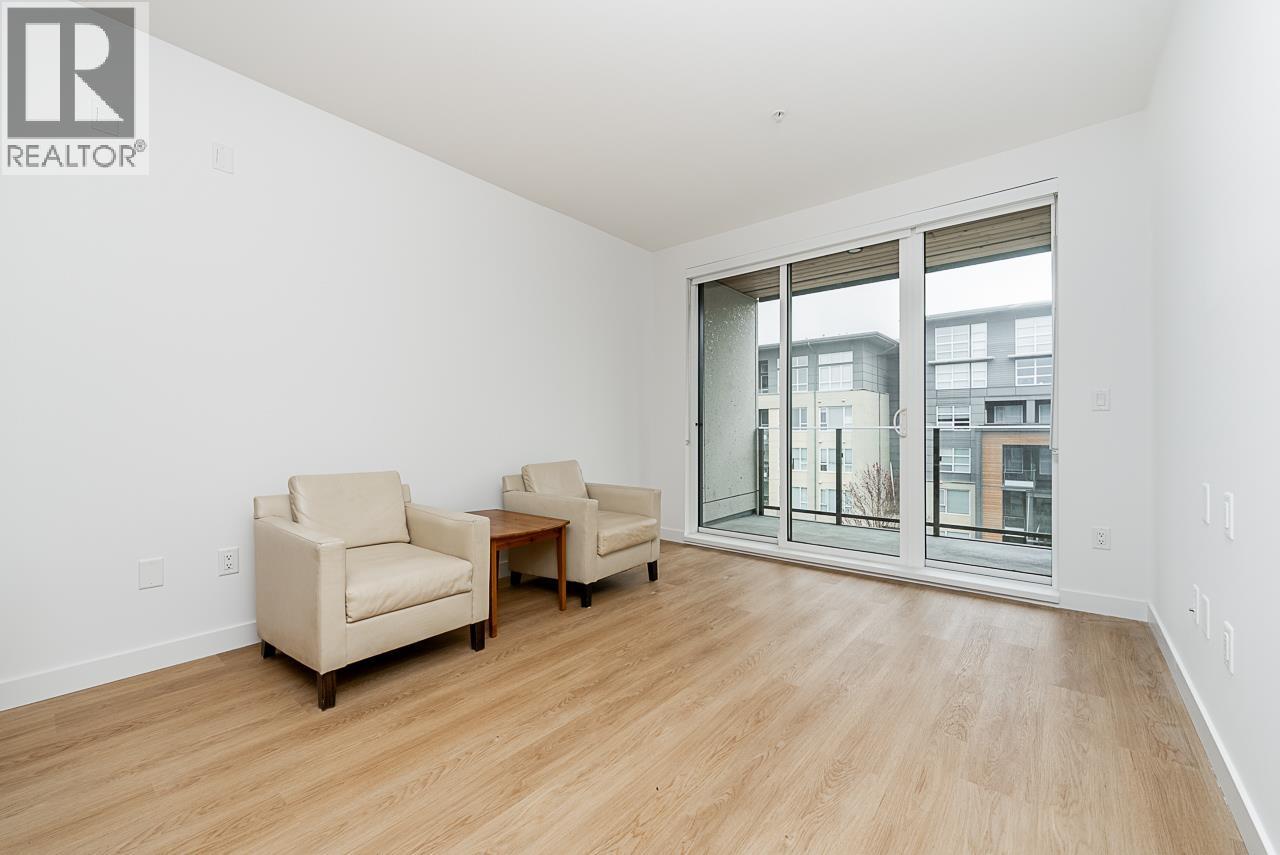 512 9888 University Crescent Property Photo 9