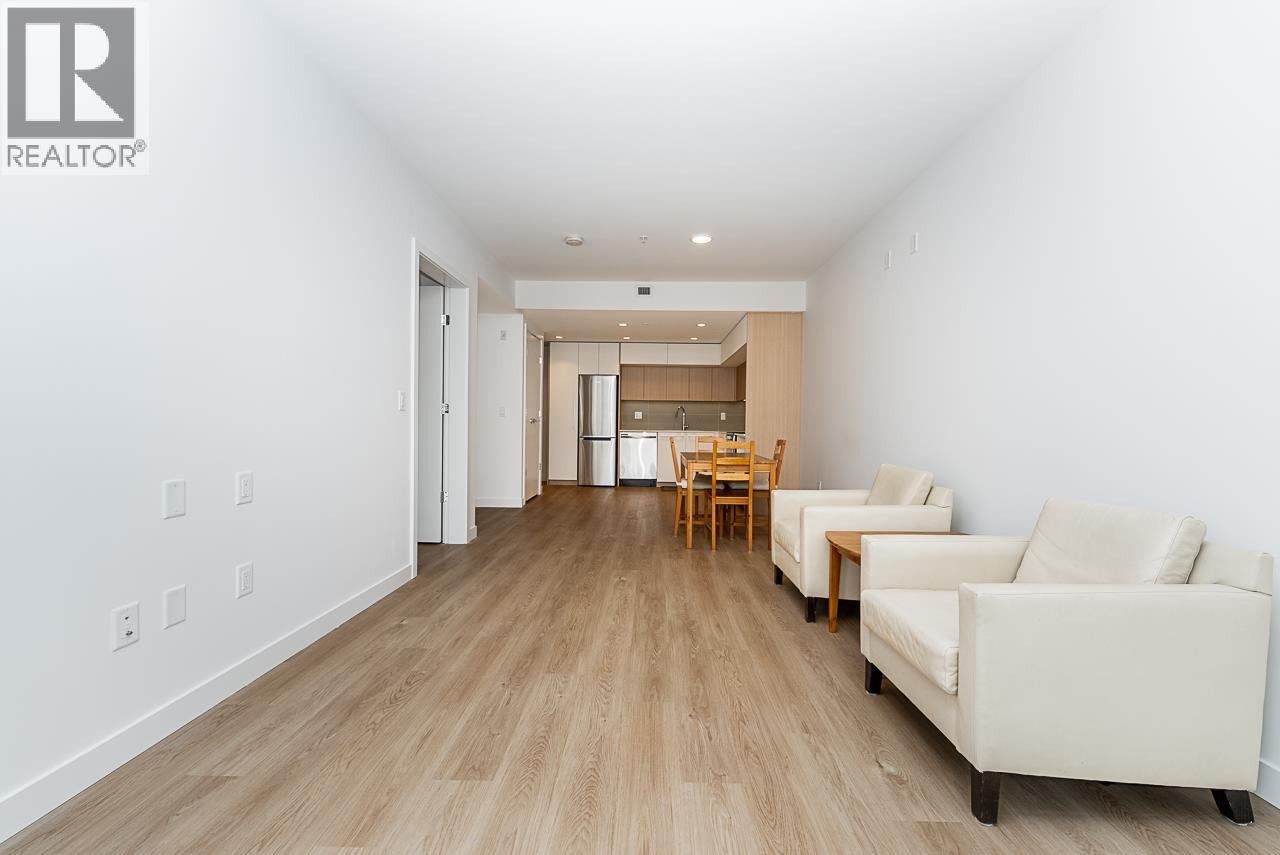 512 9888 University Crescent Property Photo 11