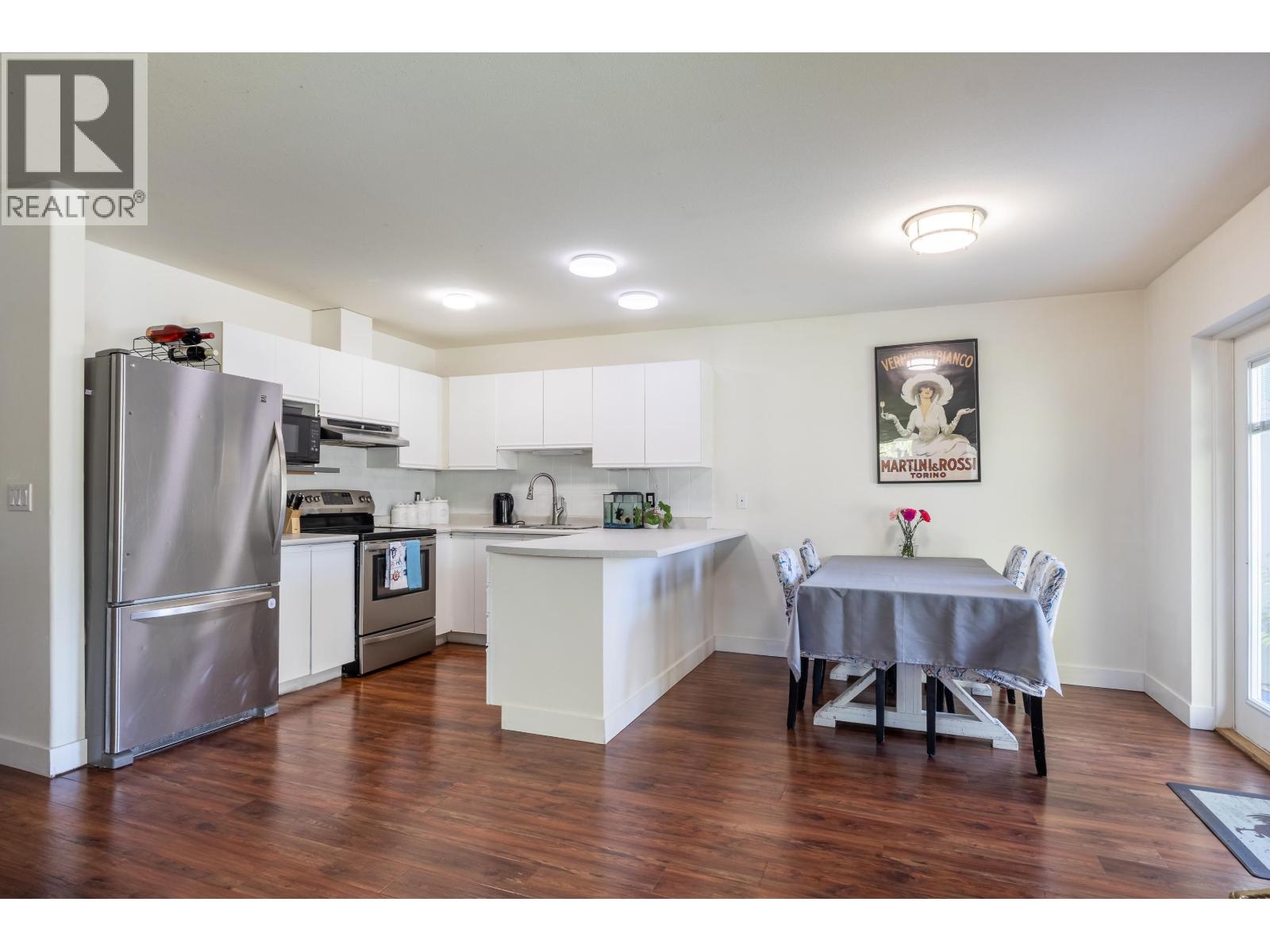 1 5706 Ebbtide Street Property Photo 7