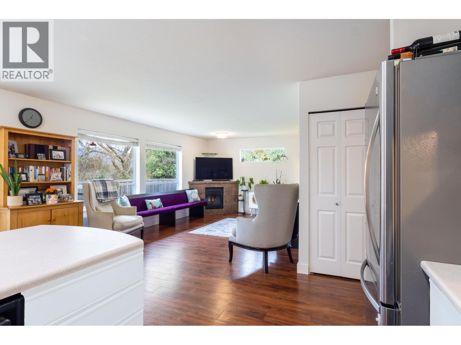 1 5706 Ebbtide Street Property Photo 10