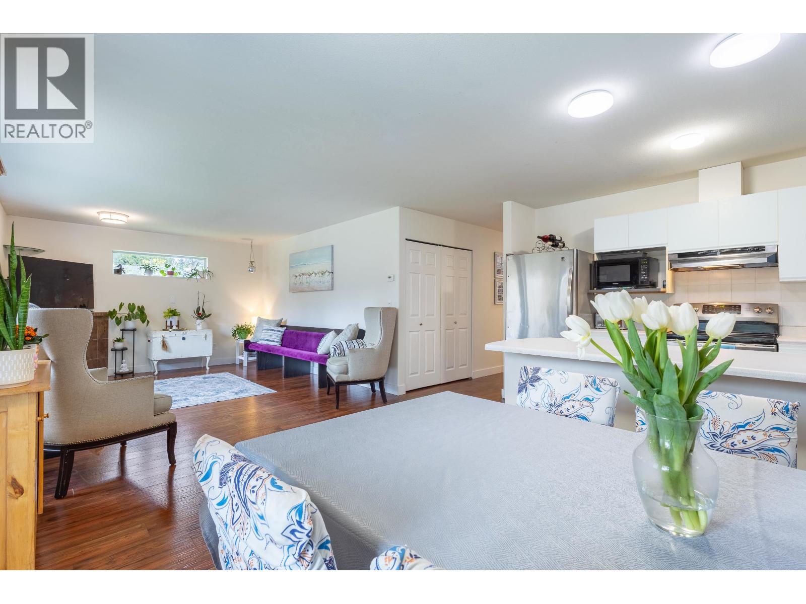 1 5706 Ebbtide Street Property Photo 14
