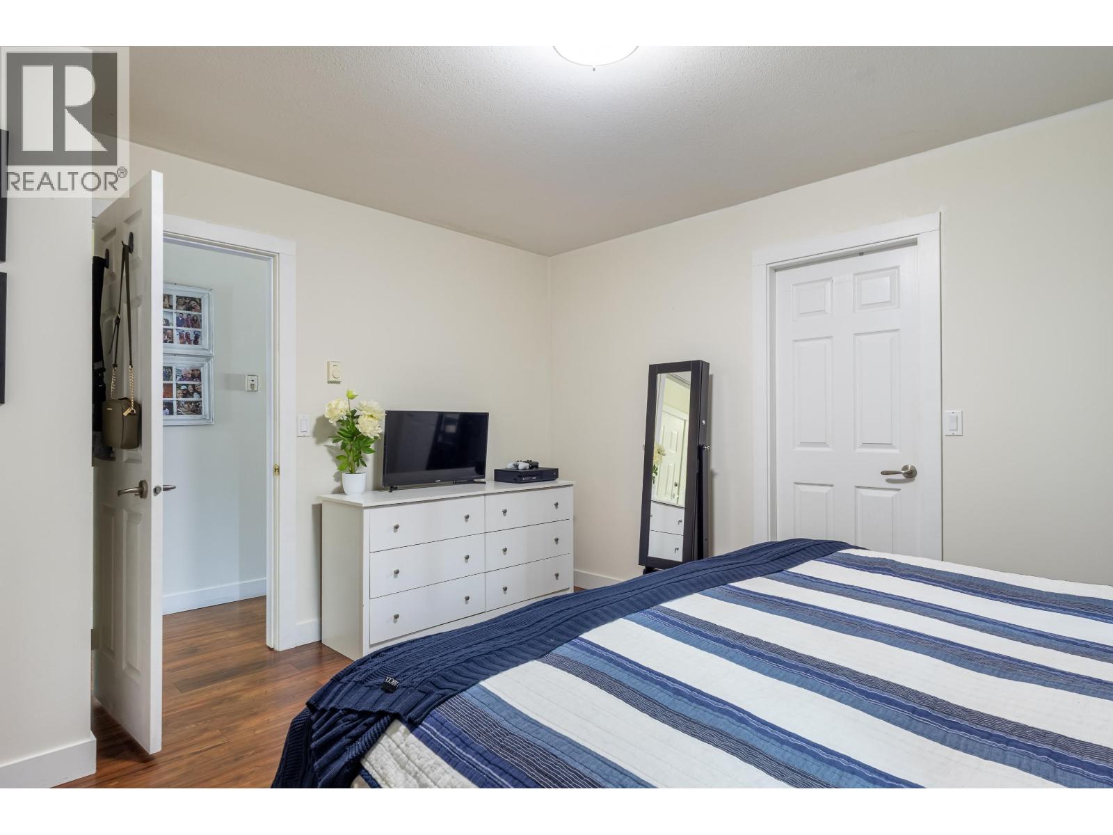1 5706 Ebbtide Street Property Photo 16