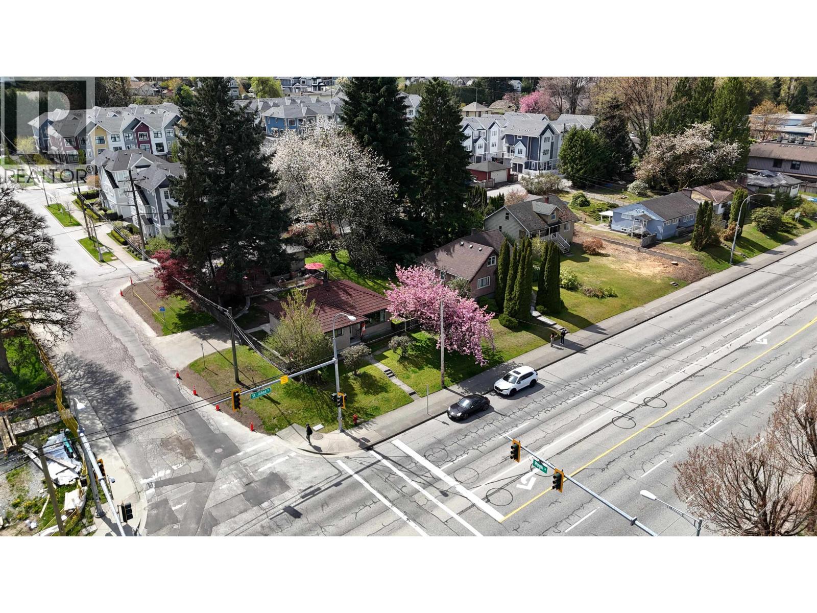 2825 St John Street Property Photo 6