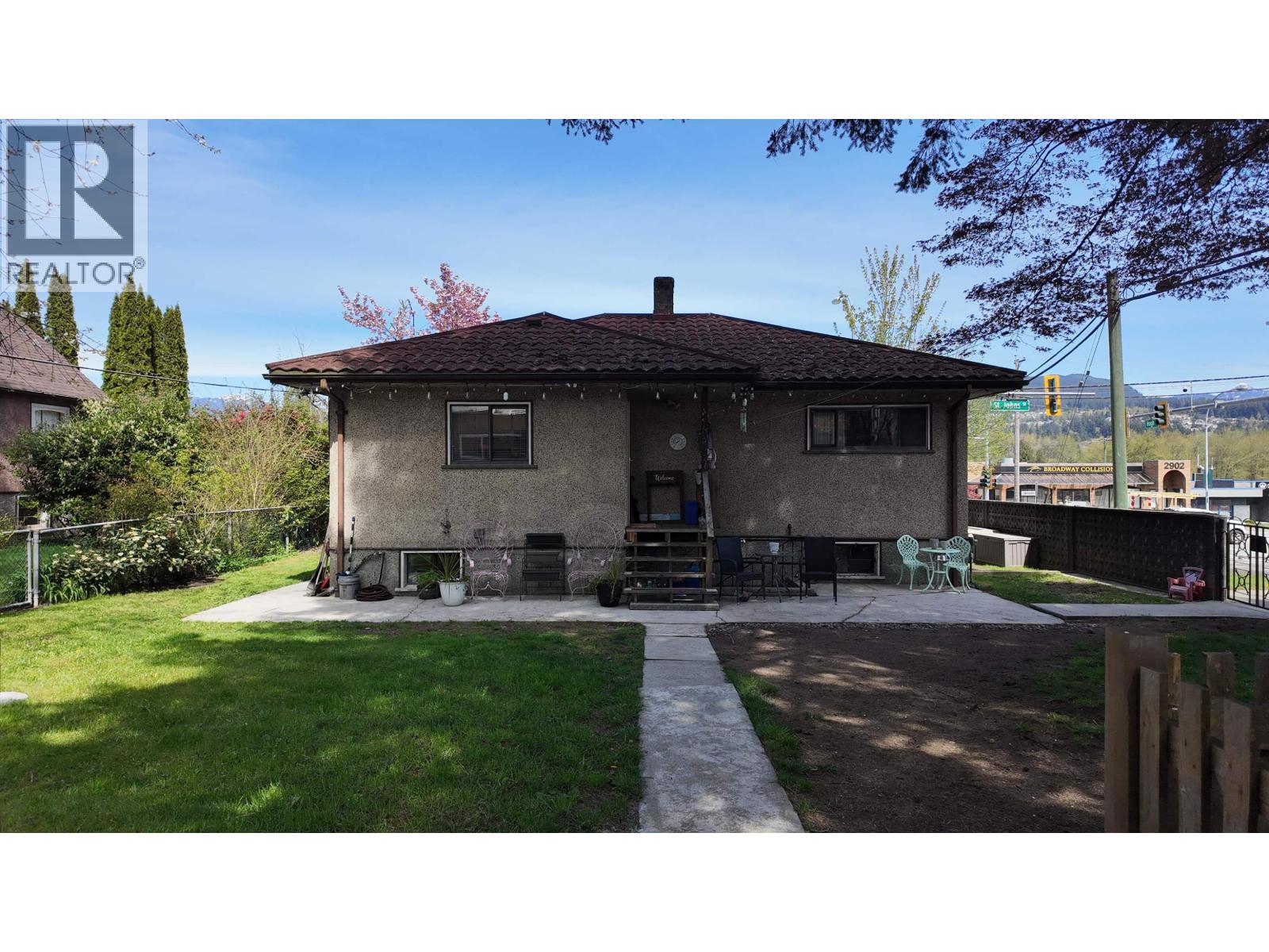 2825 St John Street Property Photo 10