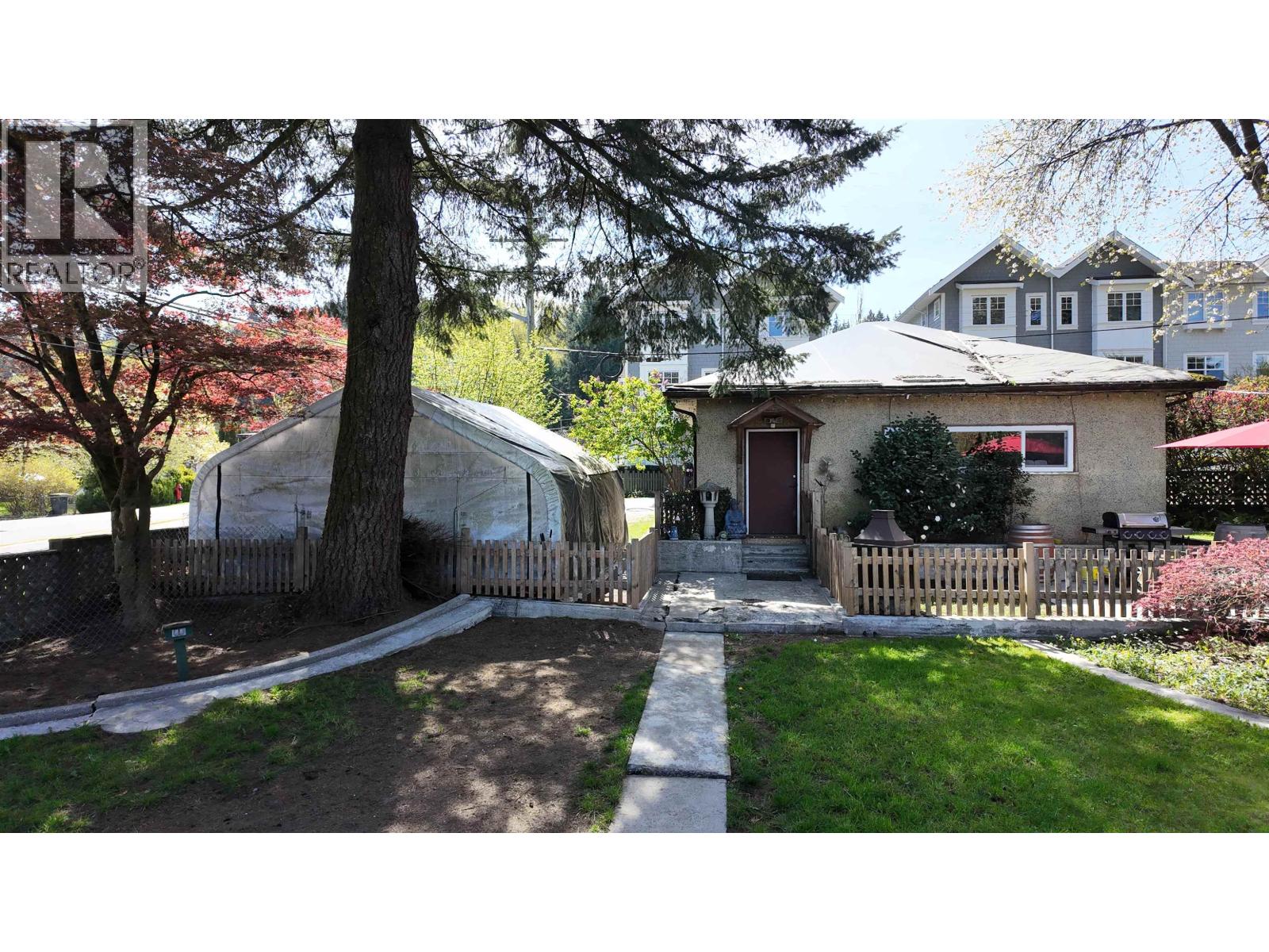 2825 St John Street Property Photo 16