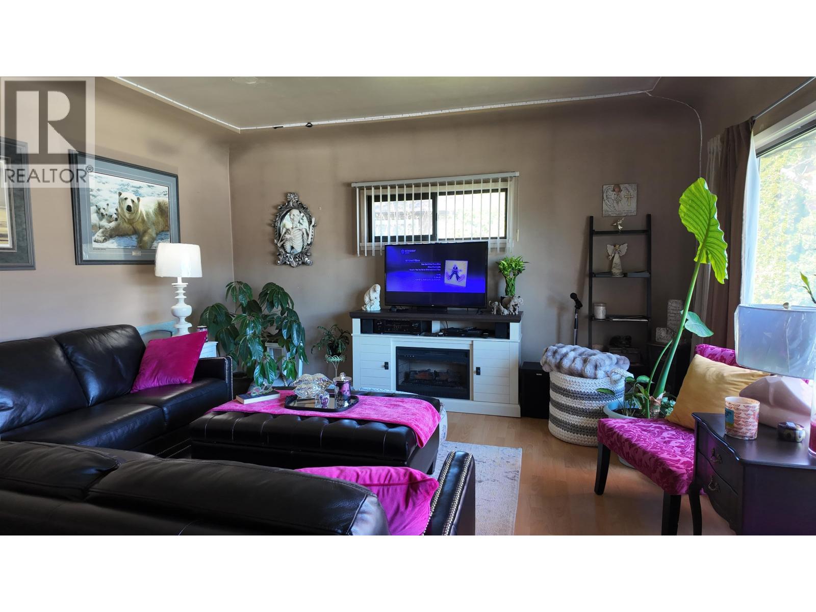 2825 St John Street Property Photo 19