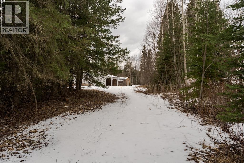 8921 Old Summit Lake Road Property Photo 6