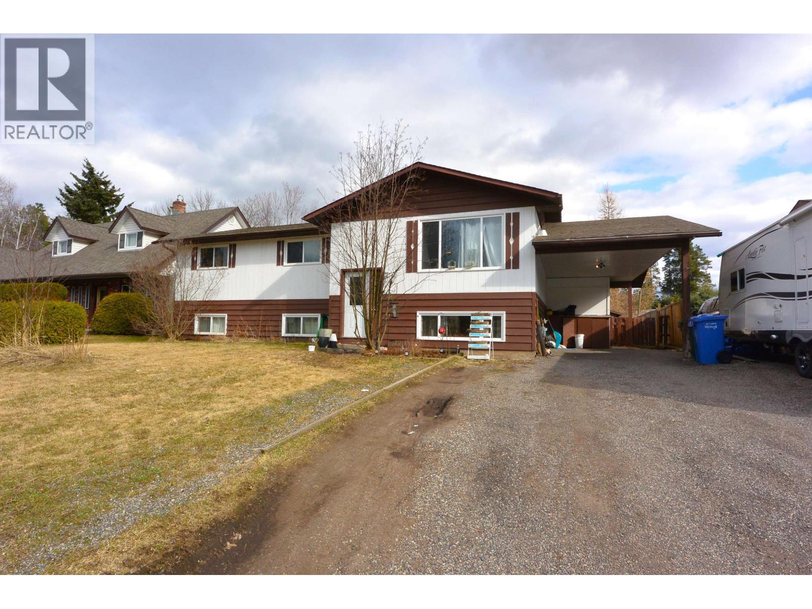 4465 BIRCH CRESCENT Property Photo 1