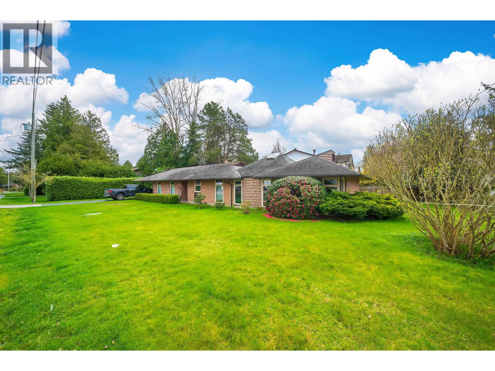 5186 10a Avenue Property Photo 35