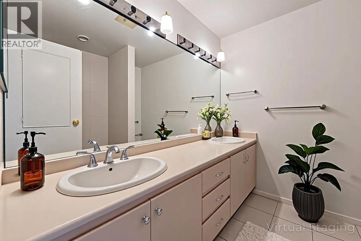 1301 2628 Ash Street Property Photo 14