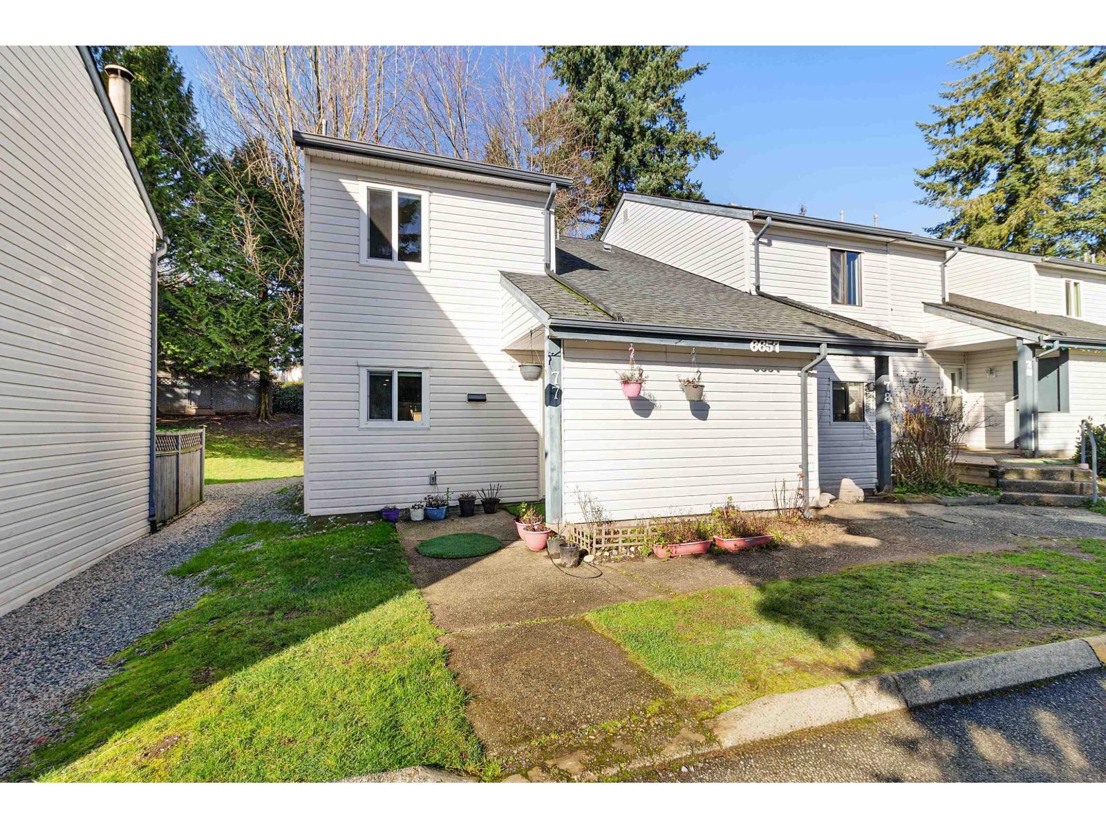 77 6657 138 Street Property Photo 23