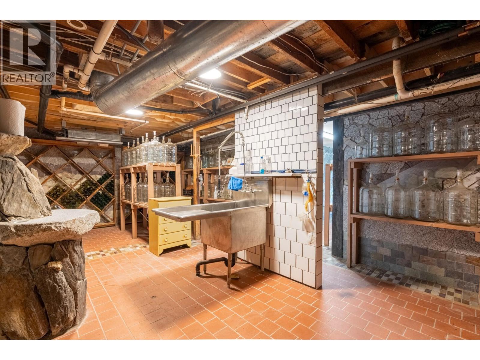 20100 Highline Road Property Photo 27