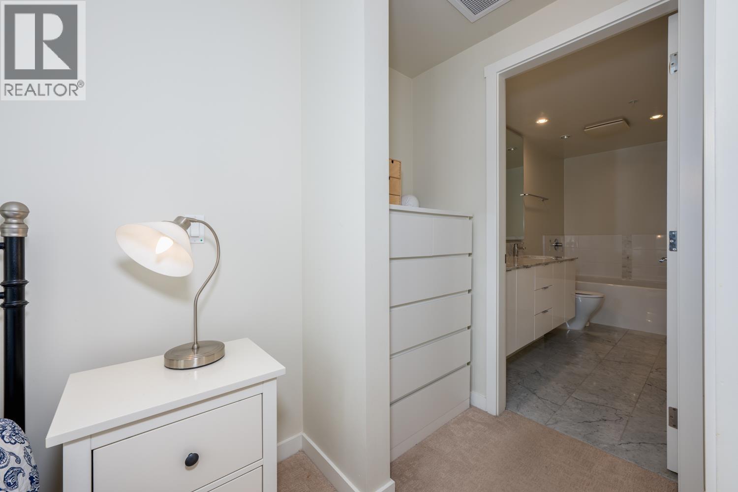 709 7368 Gollner Avenue Property Photo 15