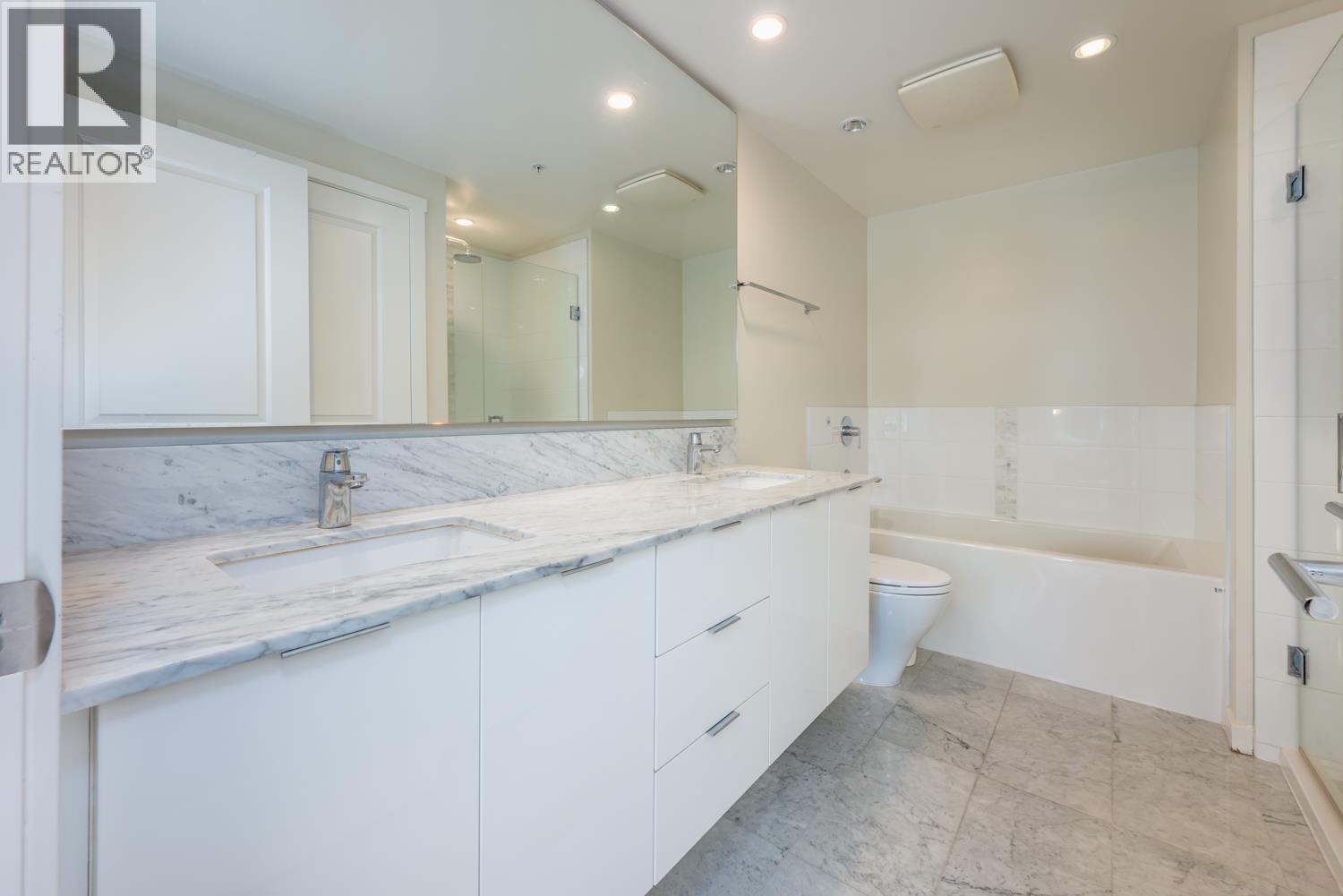 709 7368 Gollner Avenue Property Photo 16