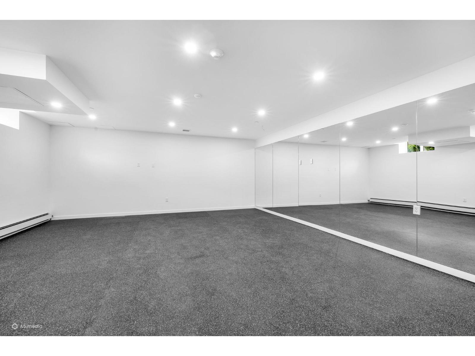 318 13968 Laurel Drive Property Photo 25