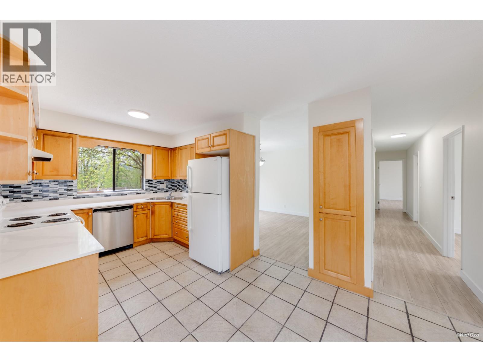 7942 Lakefield Drive Property Photo 25