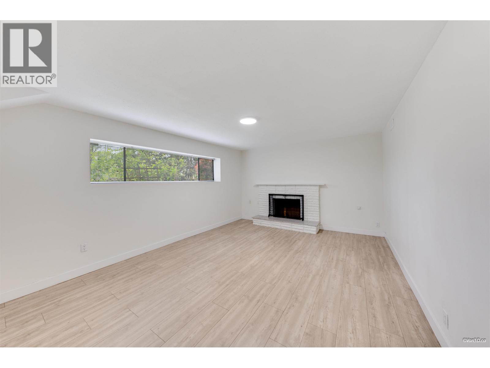7942 Lakefield Drive Property Photo 26