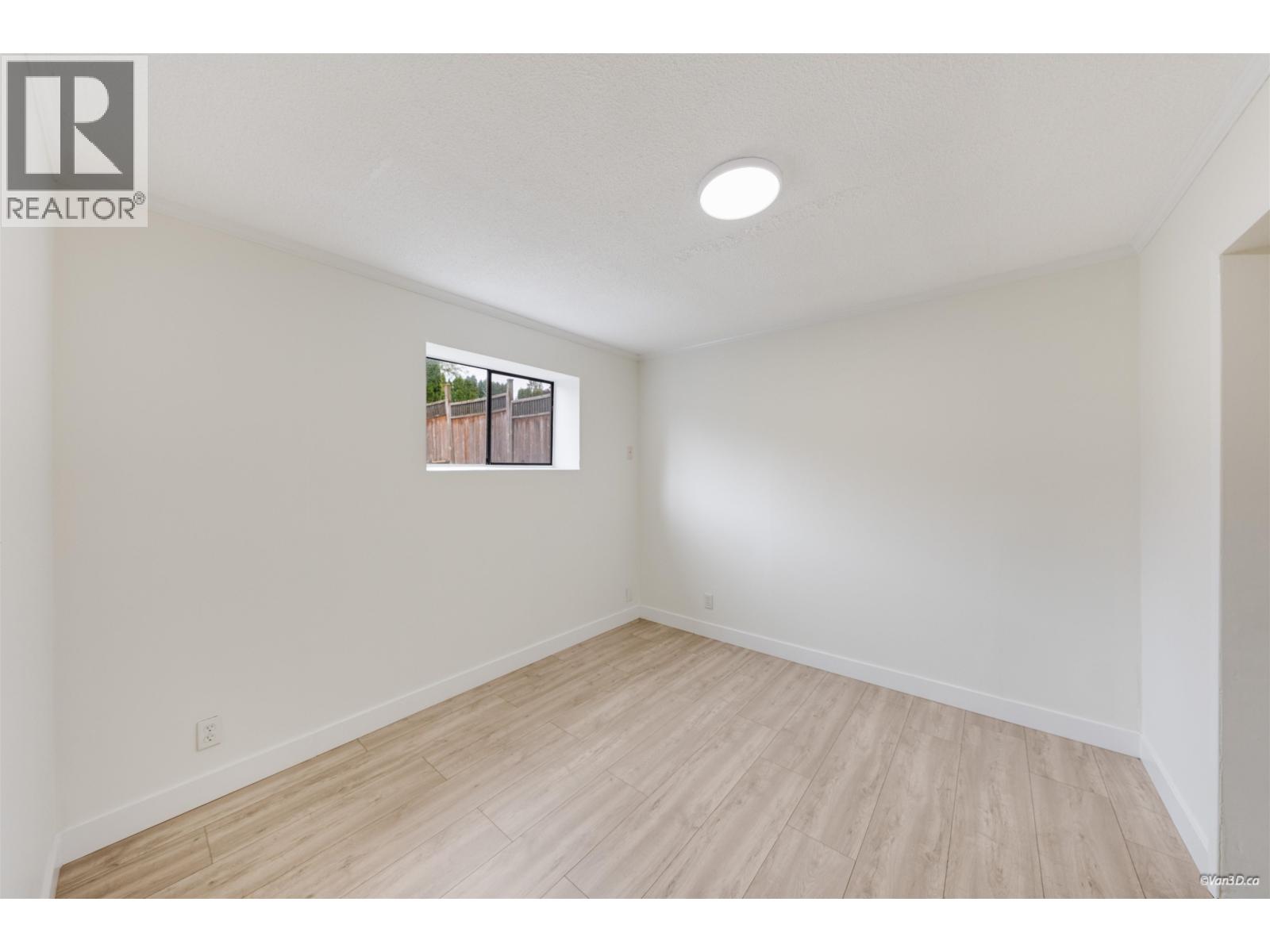 7942 Lakefield Drive Property Photo 31