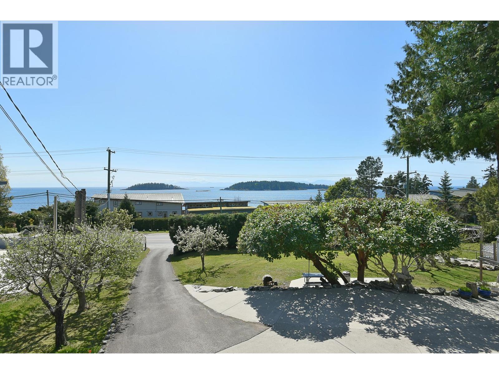 6502 Sunshine Coast Highway Property Photo 10