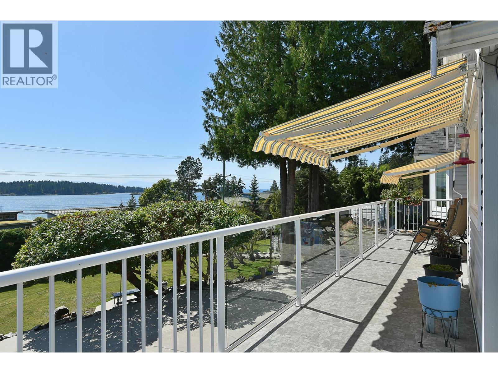 6502 Sunshine Coast Highway Property Photo 11