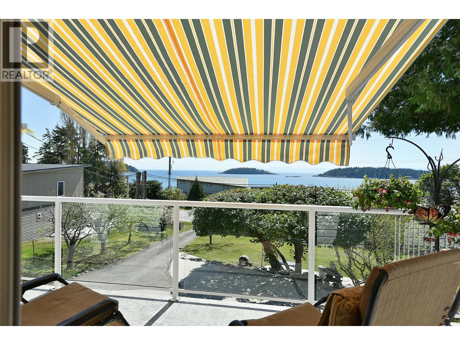 6502 Sunshine Coast Highway Property Photo 12
