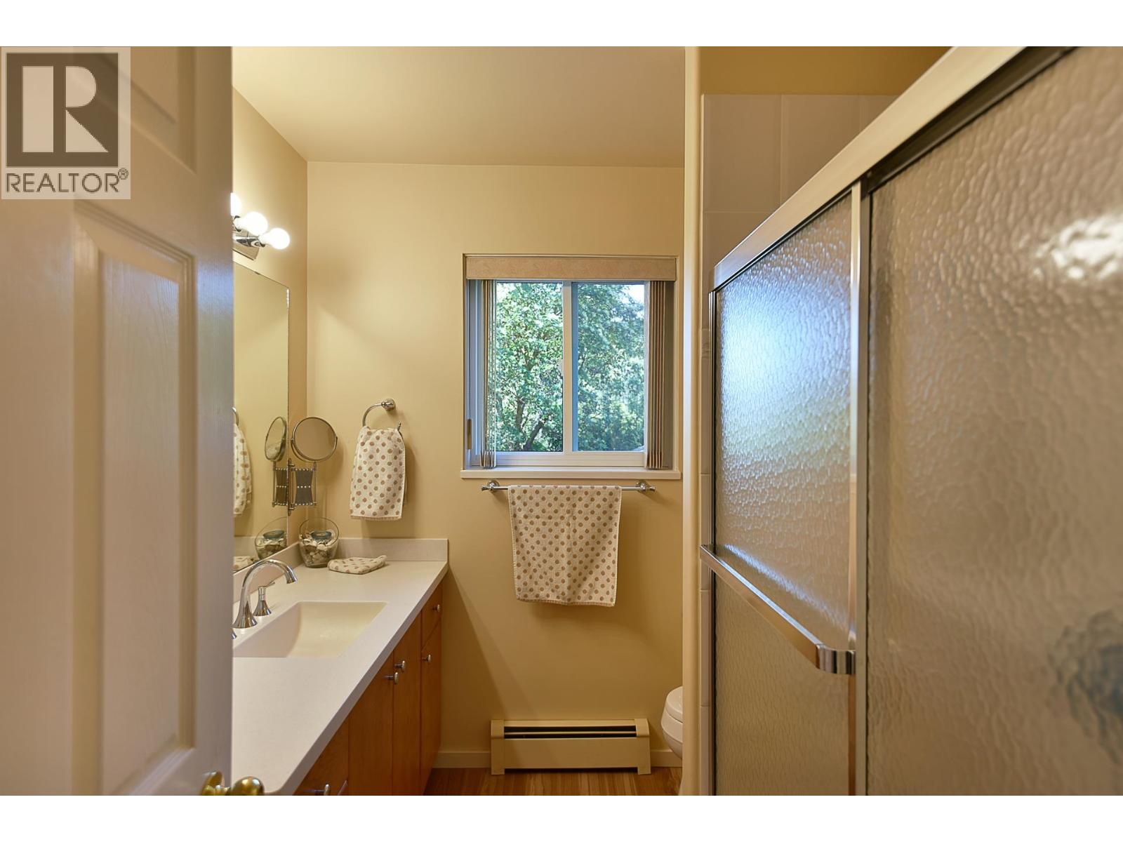 6502 Sunshine Coast Highway Property Photo 18