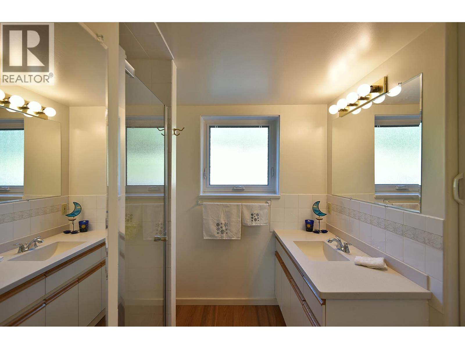 6502 Sunshine Coast Highway Property Photo 25