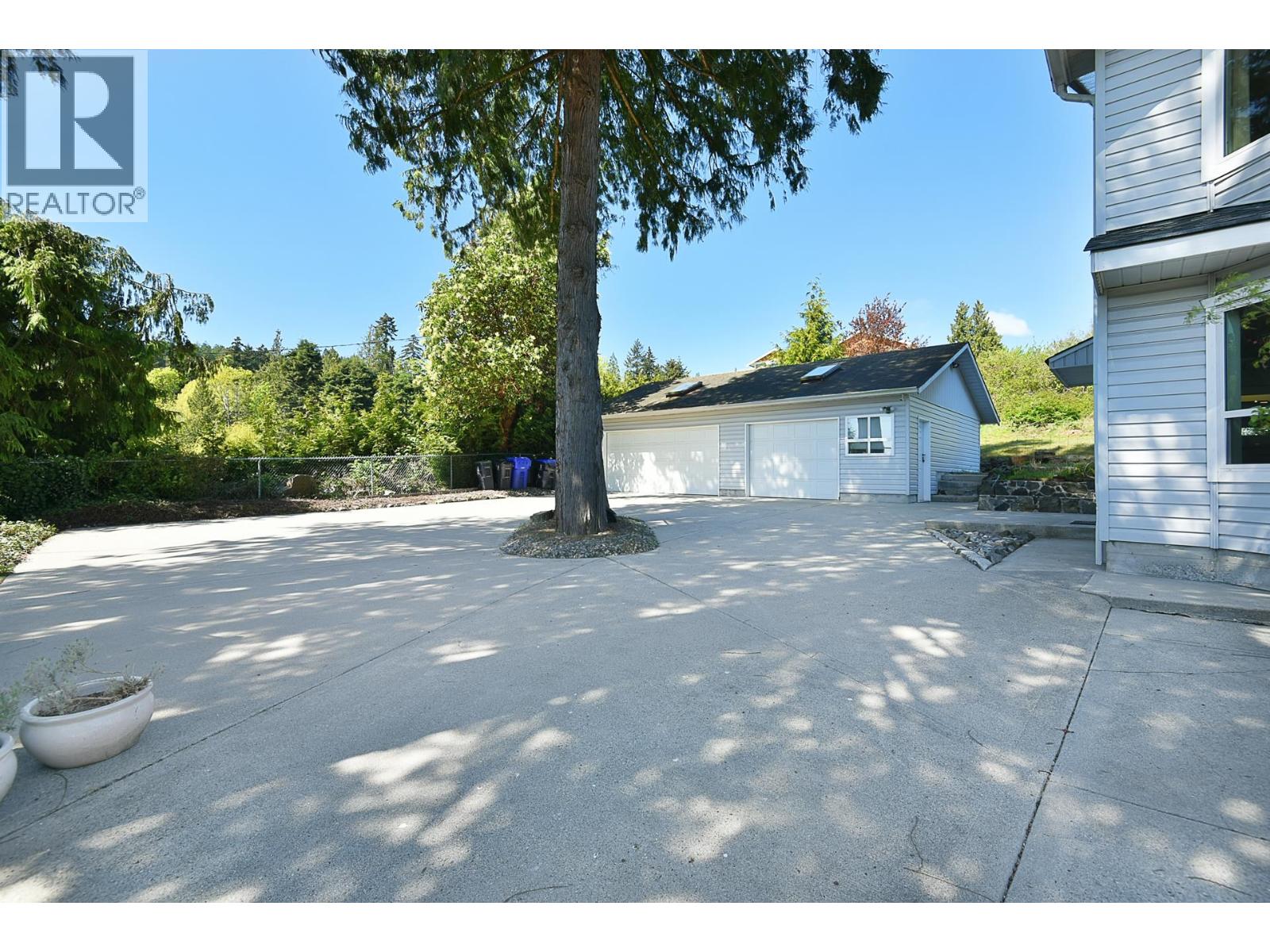 6502 Sunshine Coast Highway Property Photo 30