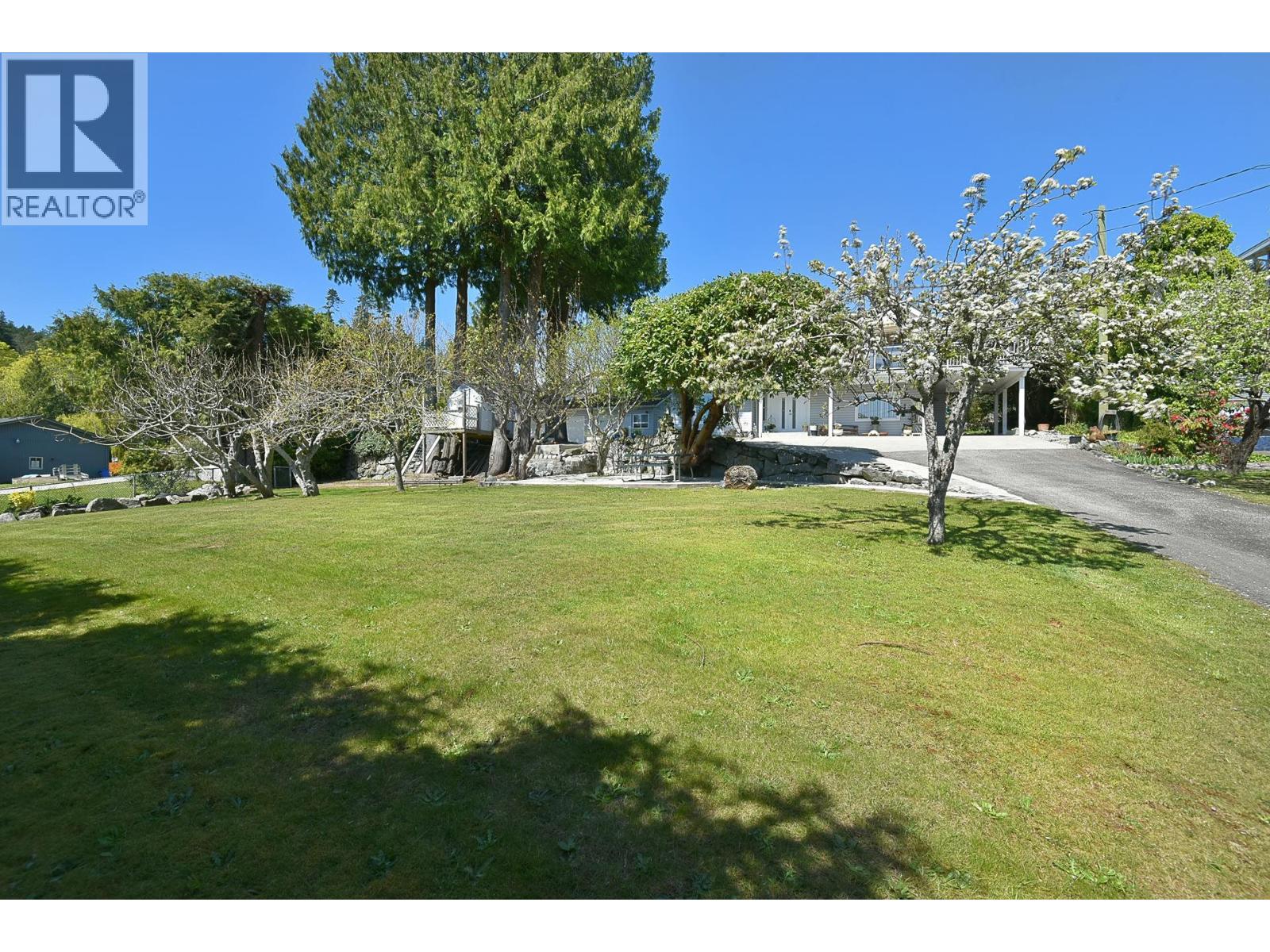 6502 Sunshine Coast Highway Property Photo 35