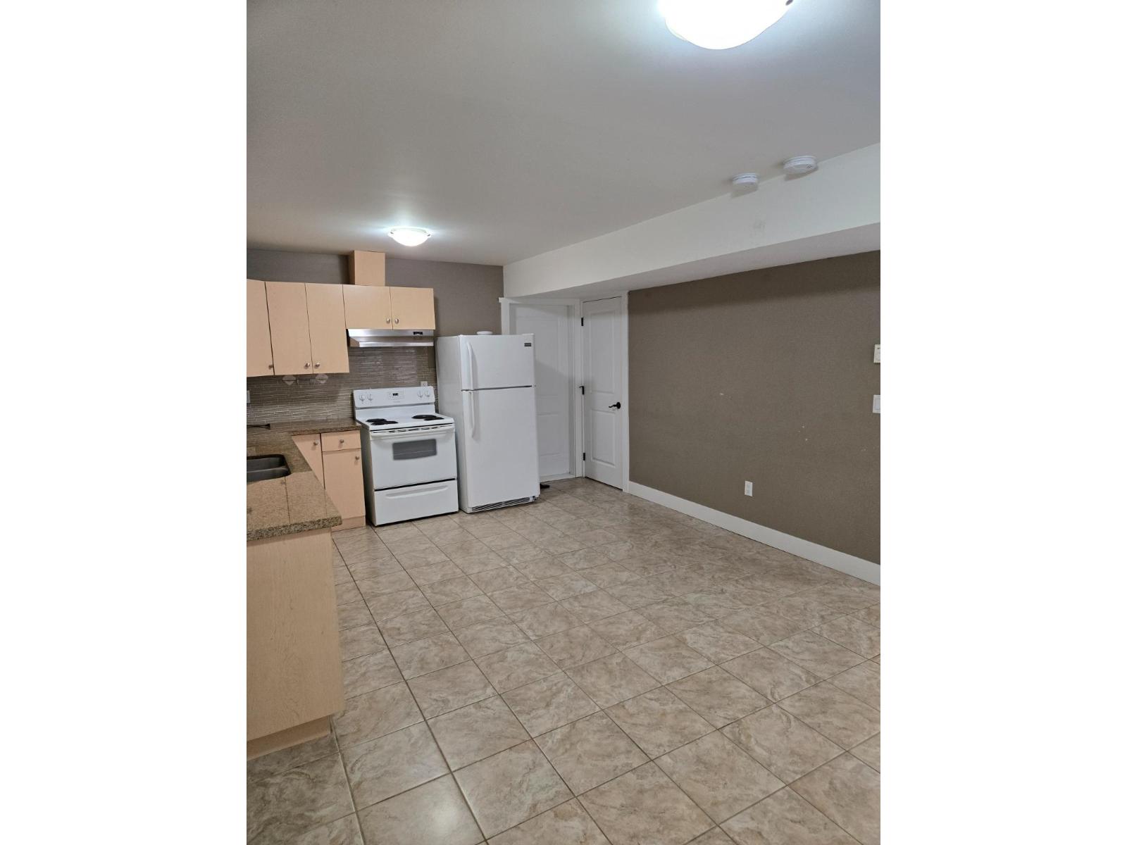 5911 139a Street Property Photo 24