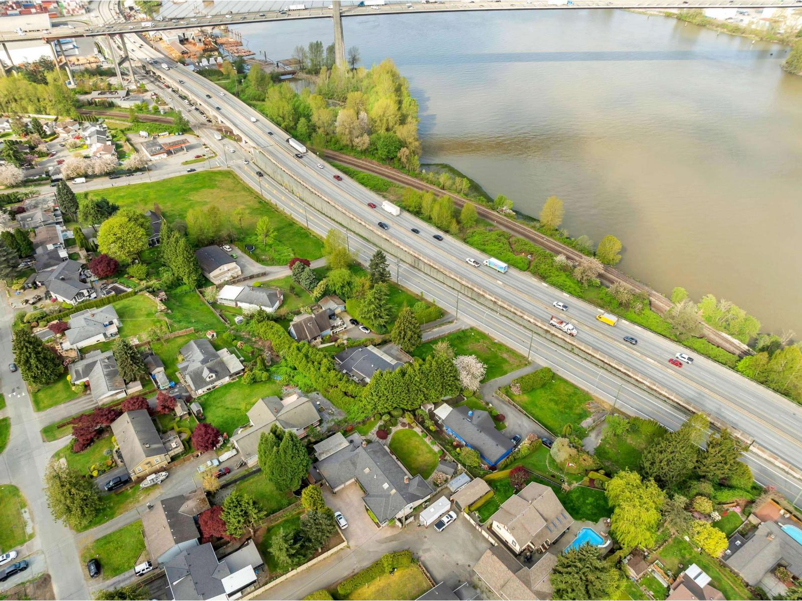 10286 10288 River Road Property Photo 4