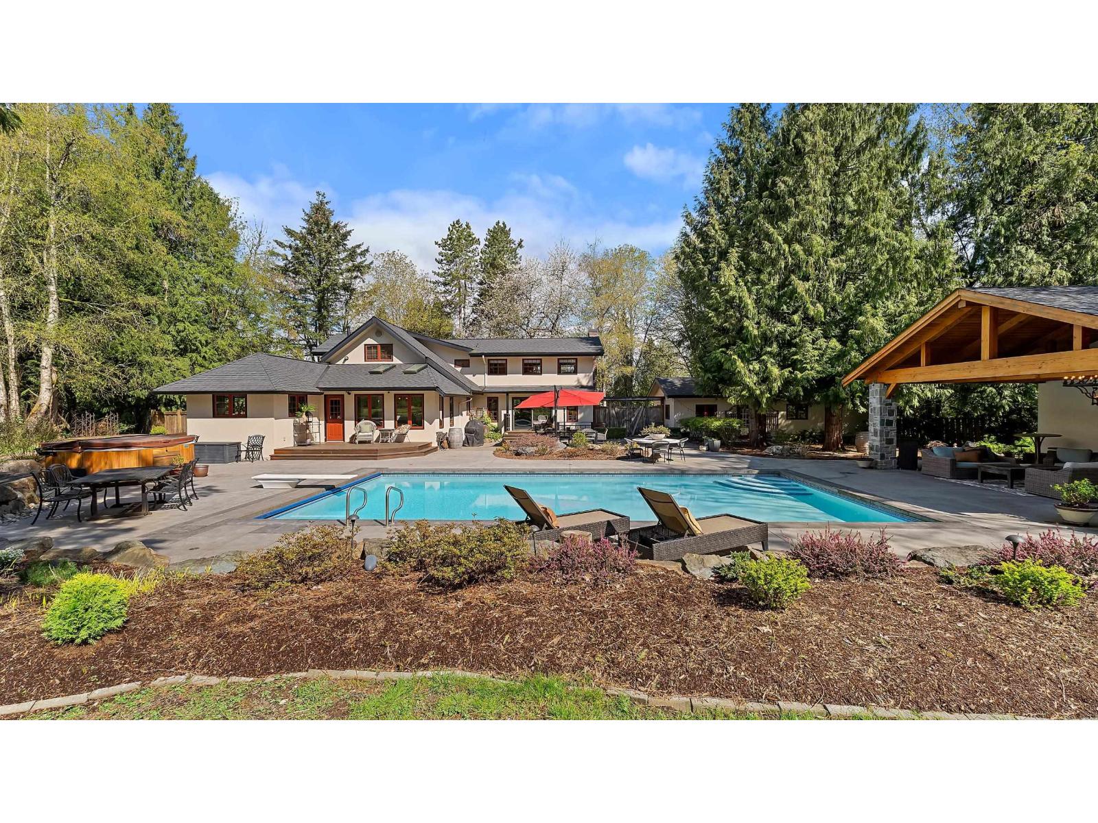 22034 86a Avenue Property Photo 1