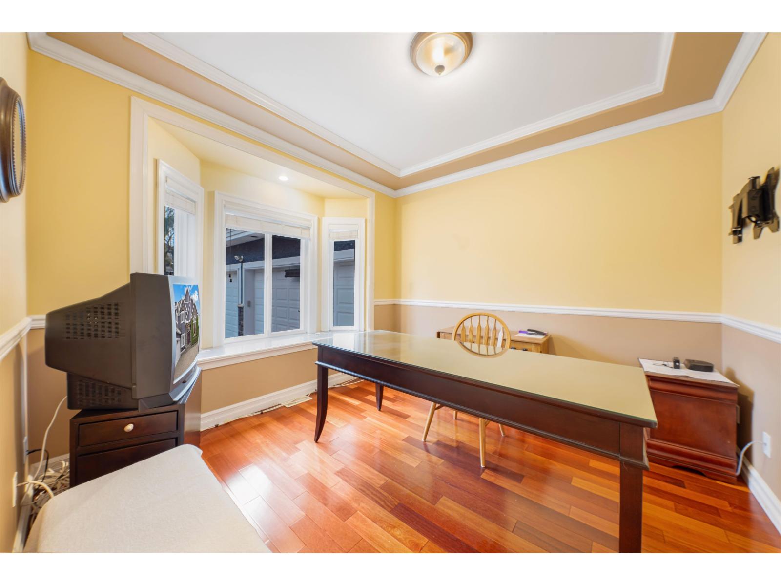 17015 86a Avenue Property Photo 5
