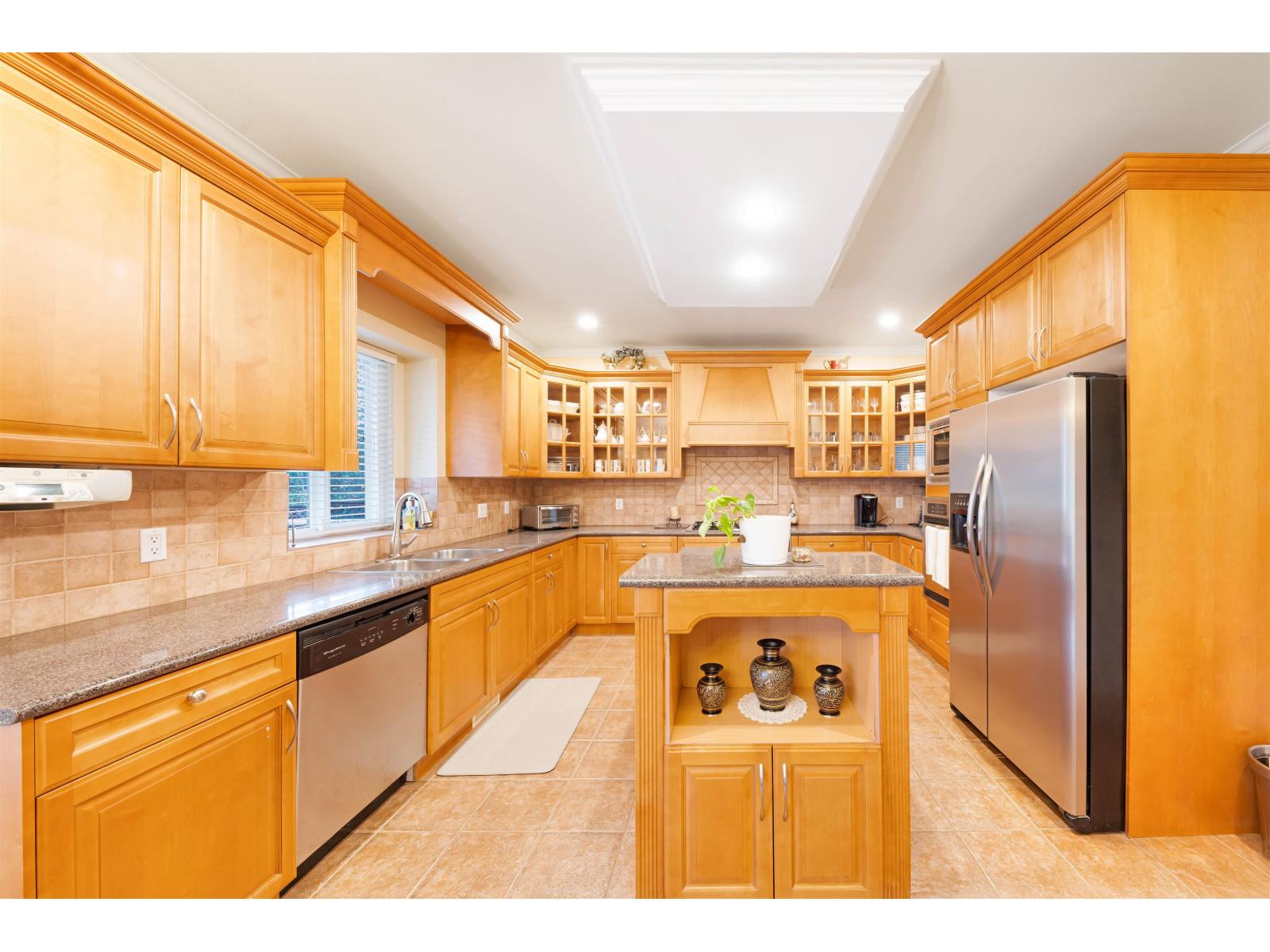 17015 86a Avenue Property Photo 13