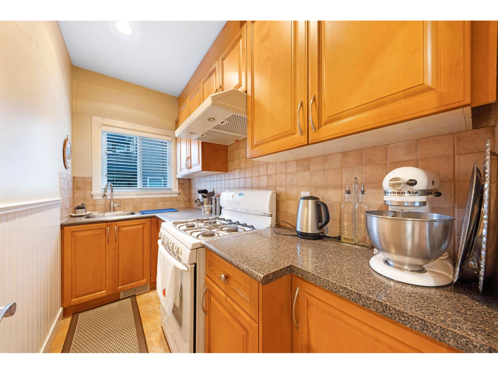 17015 86a Avenue Property Photo 17