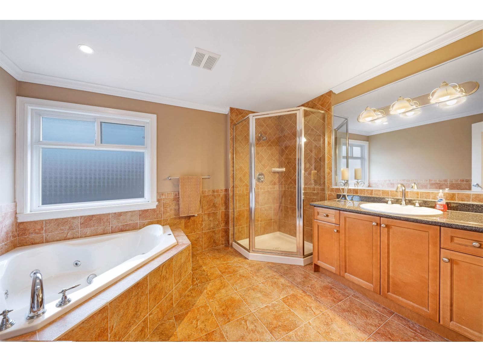 17015 86a Avenue Property Photo 29