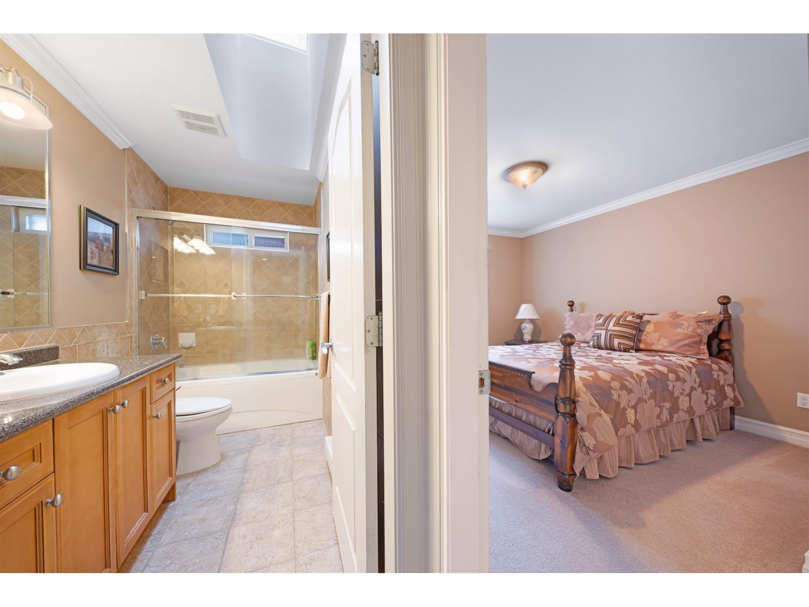 17015 86a Avenue Property Photo 33