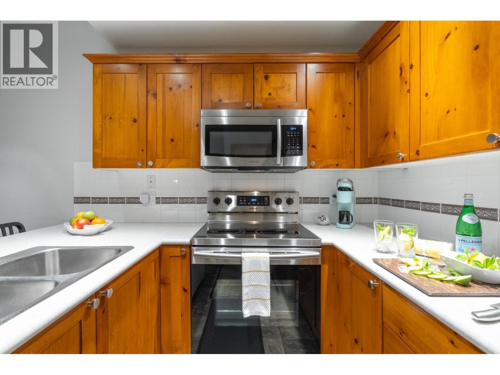 28 4385 Northlands Boulevard Property Photo 4