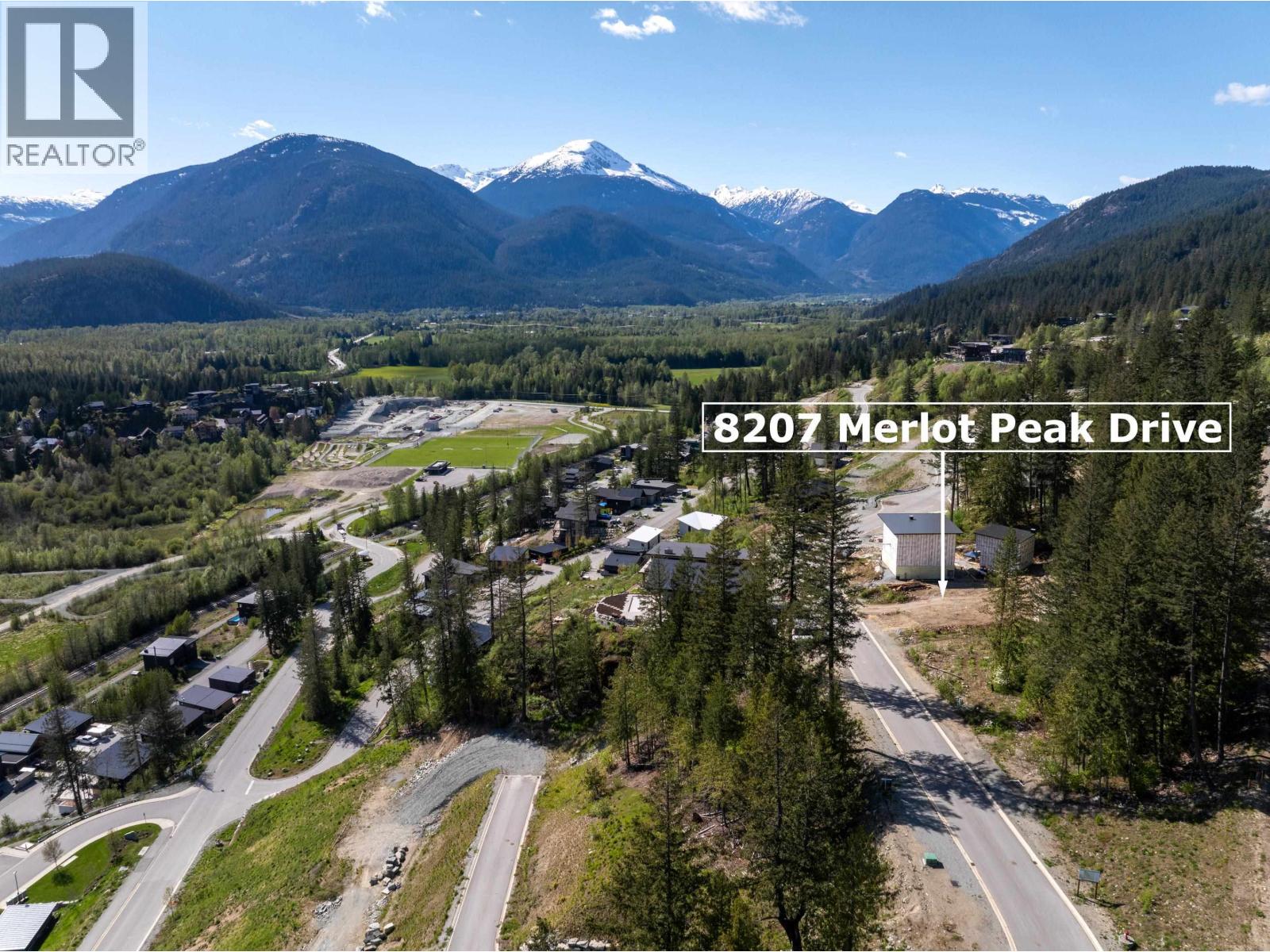 8207 Merlot Peak Drive Property Photo 6