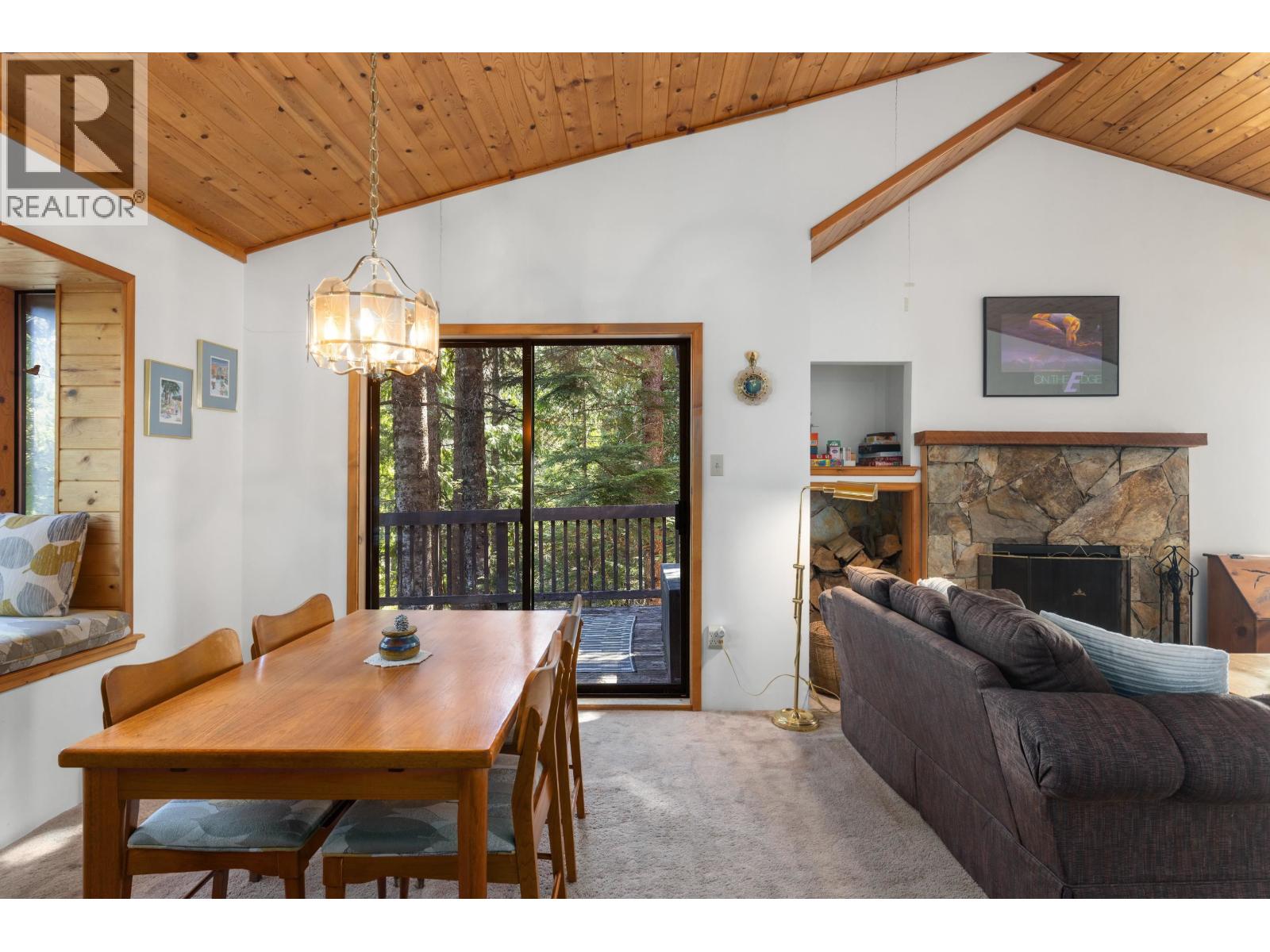 2732 Sproatt Drive Property Photo 11