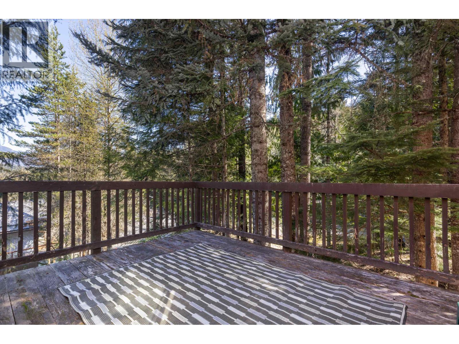 2732 Sproatt Drive Property Photo 12