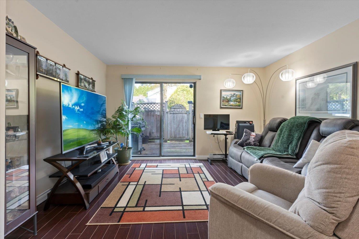 14 6609 138 Street Property Photo 4