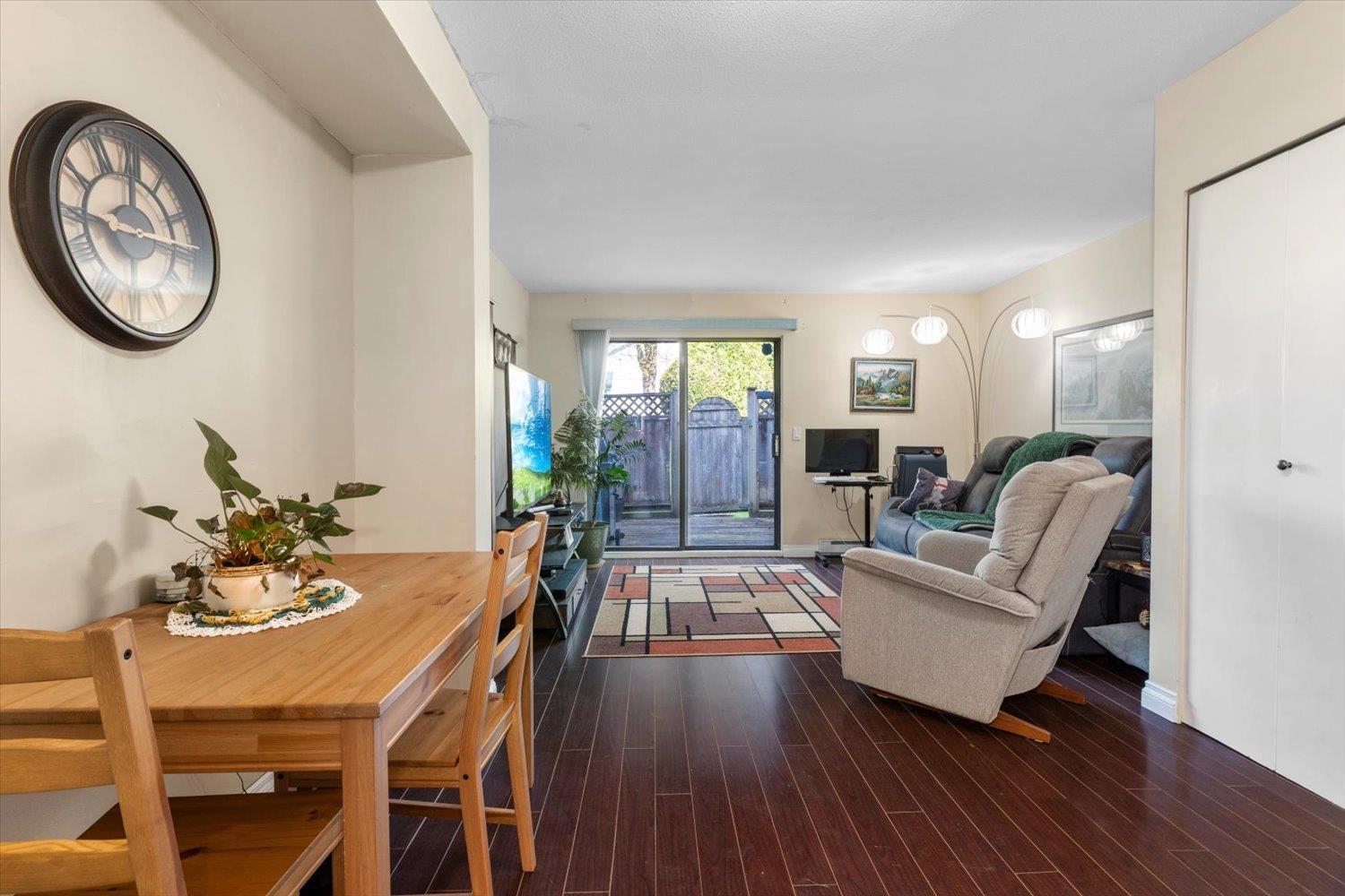 14 6609 138 Street Property Photo 6