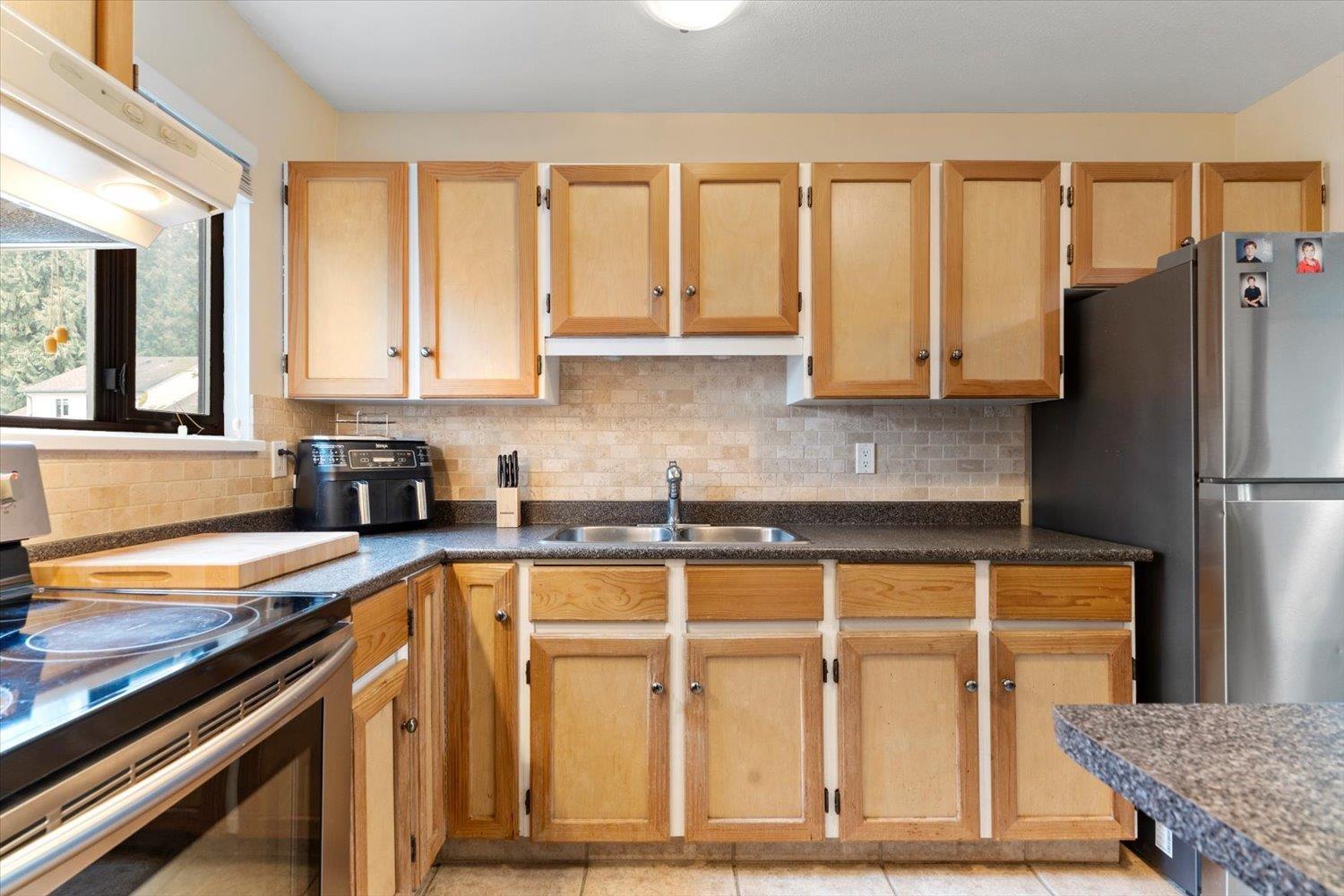 14 6609 138 Street Property Photo 10