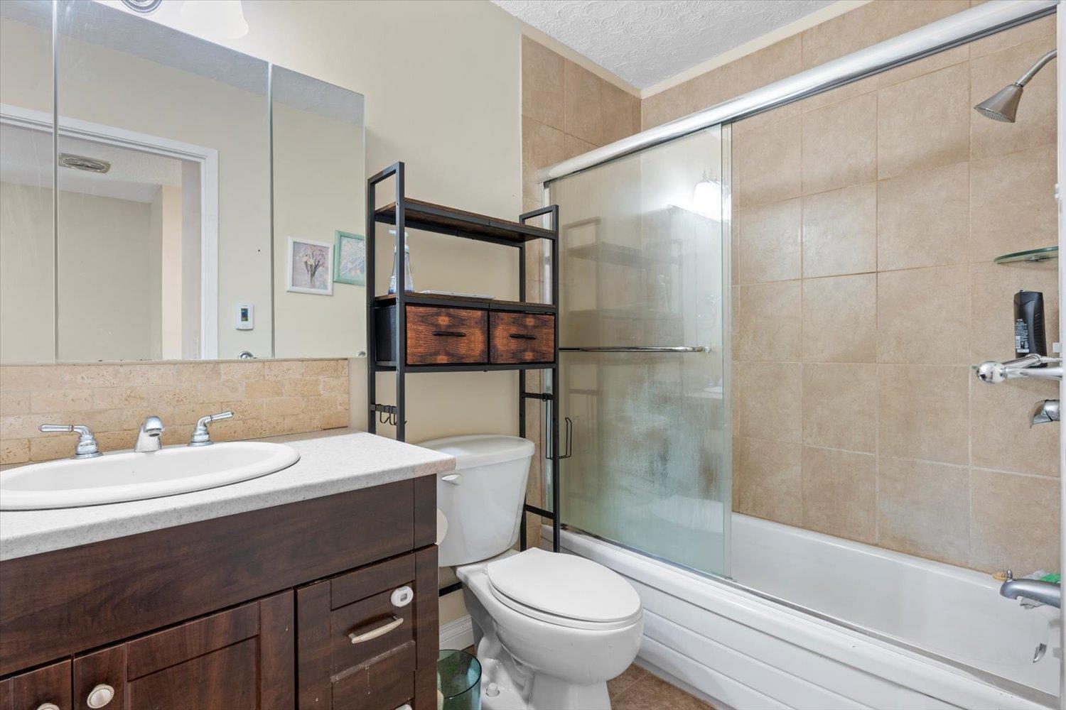 14 6609 138 Street Property Photo 20