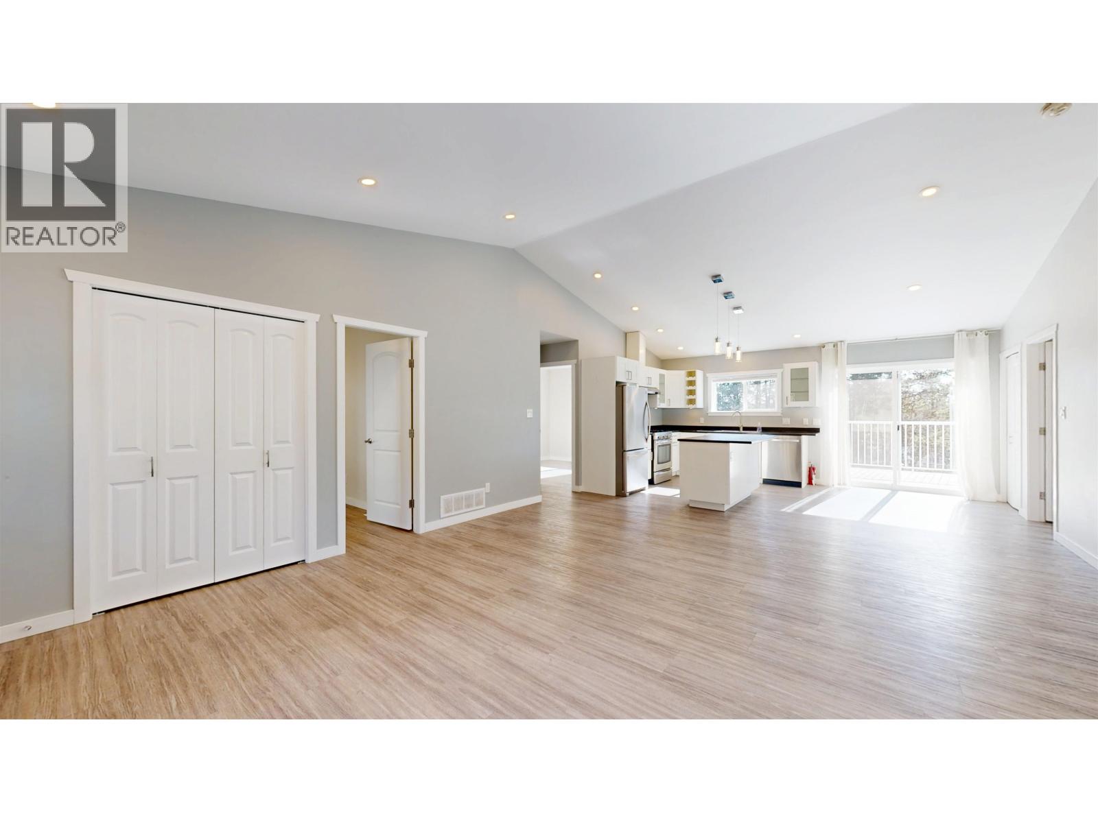 4942 Kyllo Road Property Photo 10